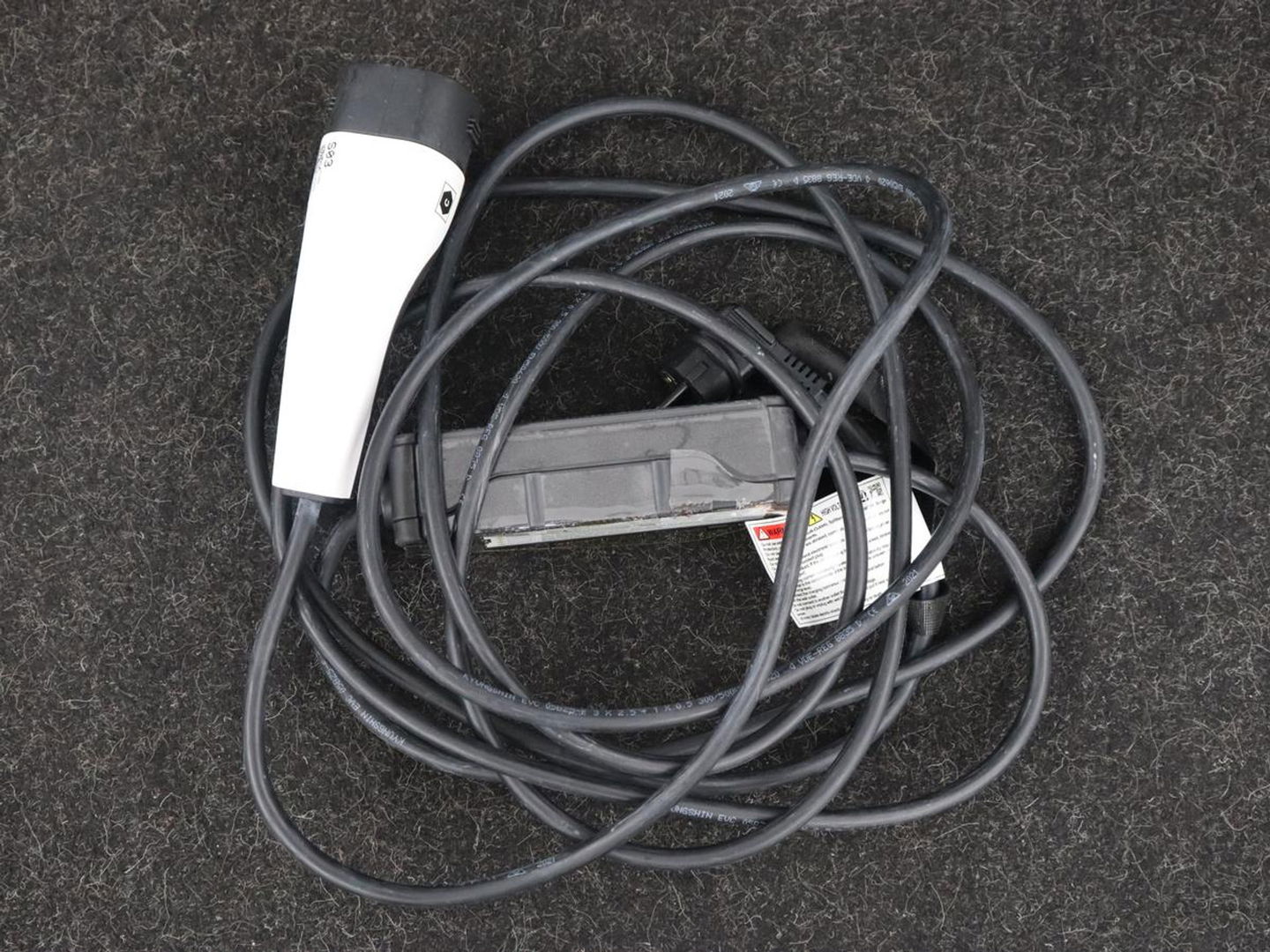 Hyundai IONIQ 5 Lounge 73kWh | Panoramadak | Stoelventilatie | Leder | Head-Up | Warmtepomp | 360 Camera | Achterbankverwarming | Adaptive cruise | Navigatie | Full LED | Carplay