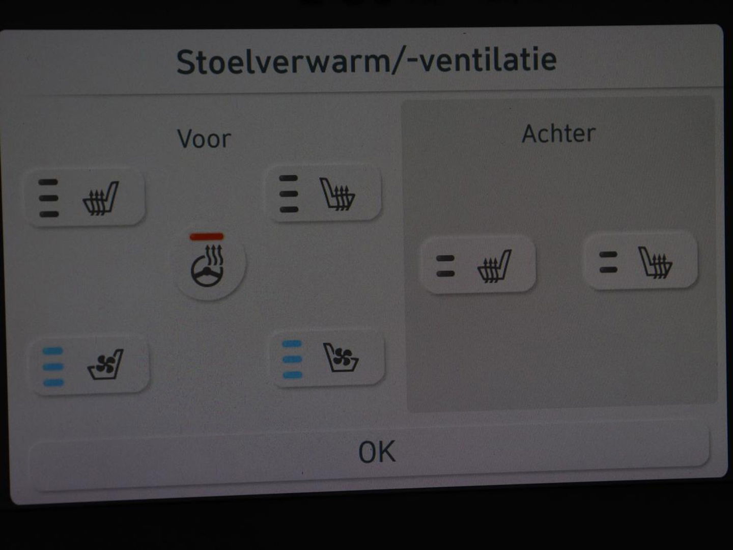 Hyundai IONIQ 5 Lounge 73kWh | Panoramadak | Stoelventilatie | Leder | Head-Up | Warmtepomp | 360 Camera | Achterbankverwarming | Adaptive cruise | Navigatie | Full LED | Carplay