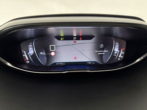 Peugeot 5008 1.2 PureTech 7p. | Pano | Sfeer | Memory | Adap. Cruise | Keyless | Virtual | Clima | Carplay | Camera | Trekh.