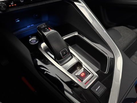 Peugeot 5008 1.2 PureTech 7p. | Pano | Sfeer | Memory | Adap. Cruise | Keyless | Virtual | Clima | Carplay | Camera | Trekh.