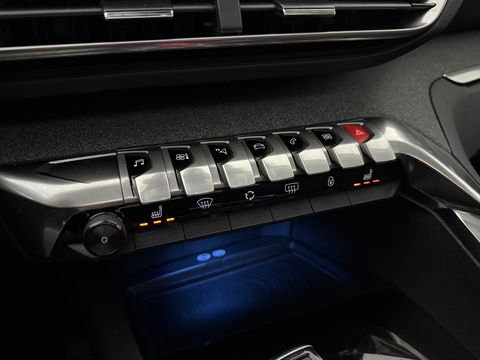 Peugeot 5008 1.2 PureTech 7p. | Pano | Sfeer | Memory | Adap. Cruise | Keyless | Virtual | Clima | Carplay | Camera | Trekh.