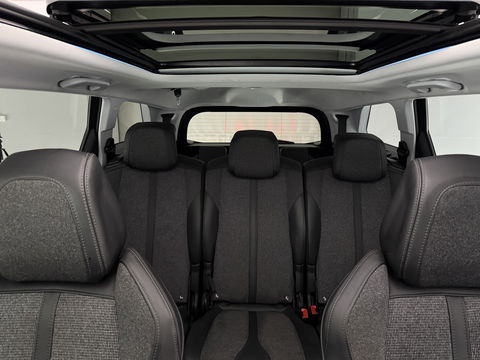 Peugeot 5008 1.2 PureTech 7p. | Pano | Sfeer | Memory | Adap. Cruise | Keyless | Virtual | Clima | Carplay | Camera | Trekh.