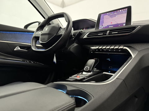 Peugeot 5008 1.2 PureTech 7p. | Pano | Sfeer | Memory | Adap. Cruise | Keyless | Virtual | Clima | Carplay | Camera | Trekh.