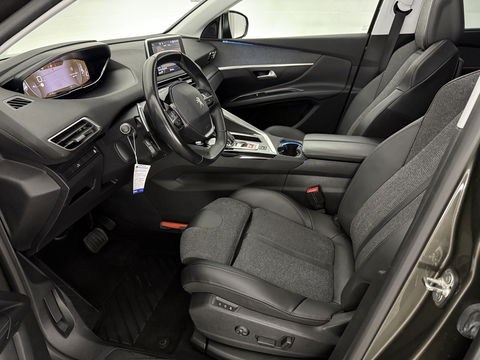Peugeot 5008 1.2 PureTech 7p. | Pano | Sfeer | Memory | Adap. Cruise | Keyless | Virtual | Clima | Carplay | Camera | Trekh.