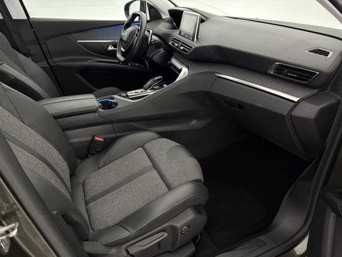 Peugeot 5008 1.2 PureTech 7p. | Pano | Sfeer | Memory | Adap. Cruise | Keyless | Virtual | Clima | Carplay | Camera | Trekh.
