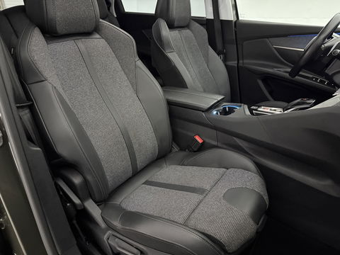 Peugeot 5008 1.2 PureTech 7p. | Pano | Sfeer | Memory | Adap. Cruise | Keyless | Virtual | Clima | Carplay | Camera | Trekh.