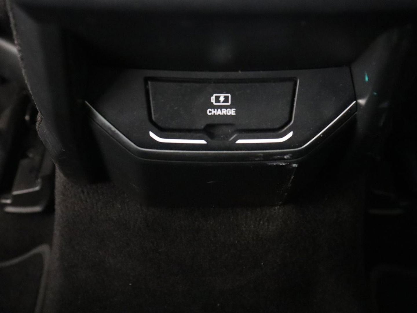 Lynk & Co 01 1.5 Plug In | Panoramadak | Trekhaak | Infinity by Harman | Camera | Adaptive cruise | Stoelverwarming | Carplay | Memory | Full LED | PHEV