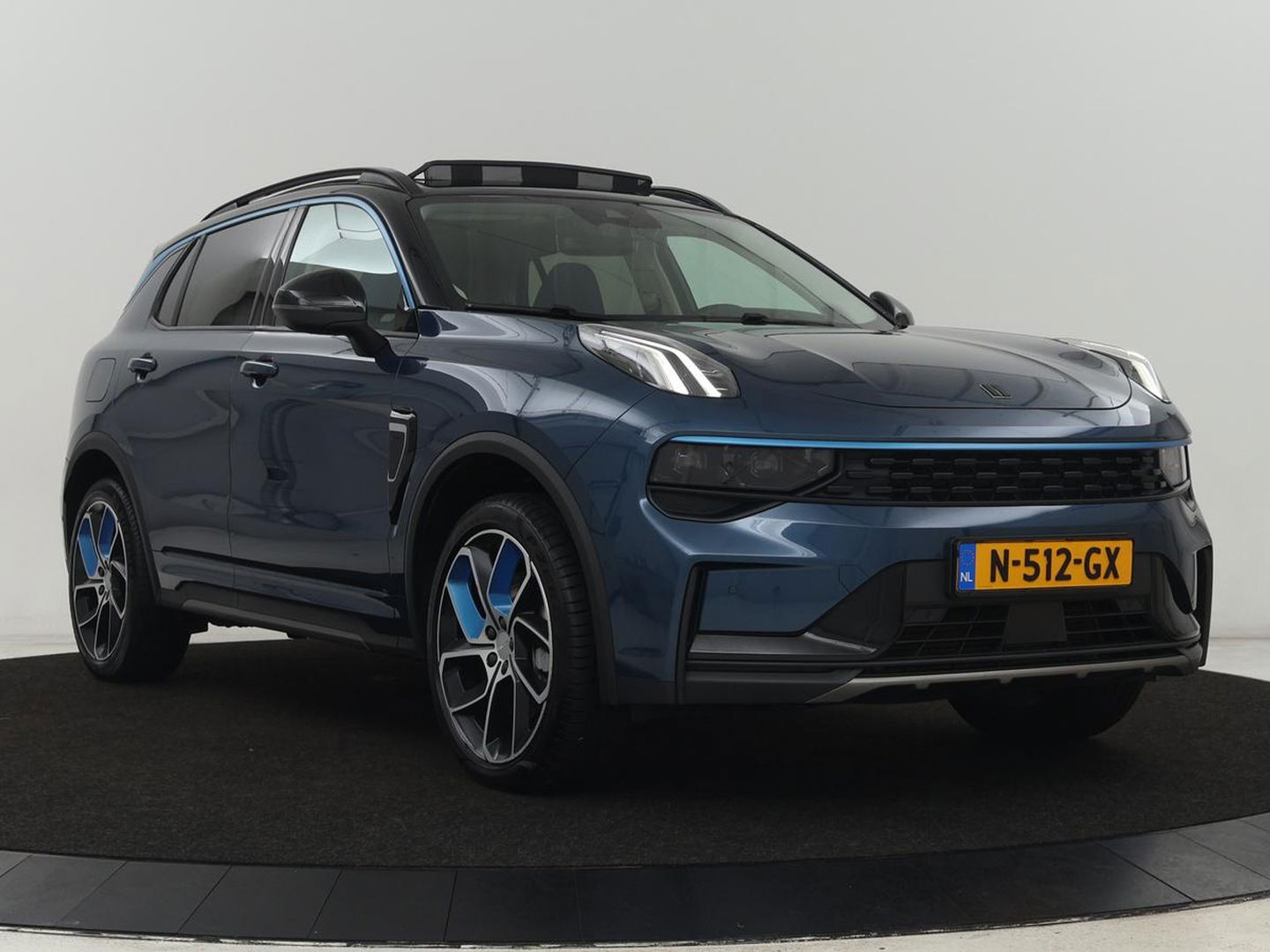 Lynk & Co 01 1.5 Plug In | Panoramadak | Trekhaak | Infinity by Harman | Camera | Adaptive cruise | Stoelverwarming | Carplay | Memory | Full LED | PHEV