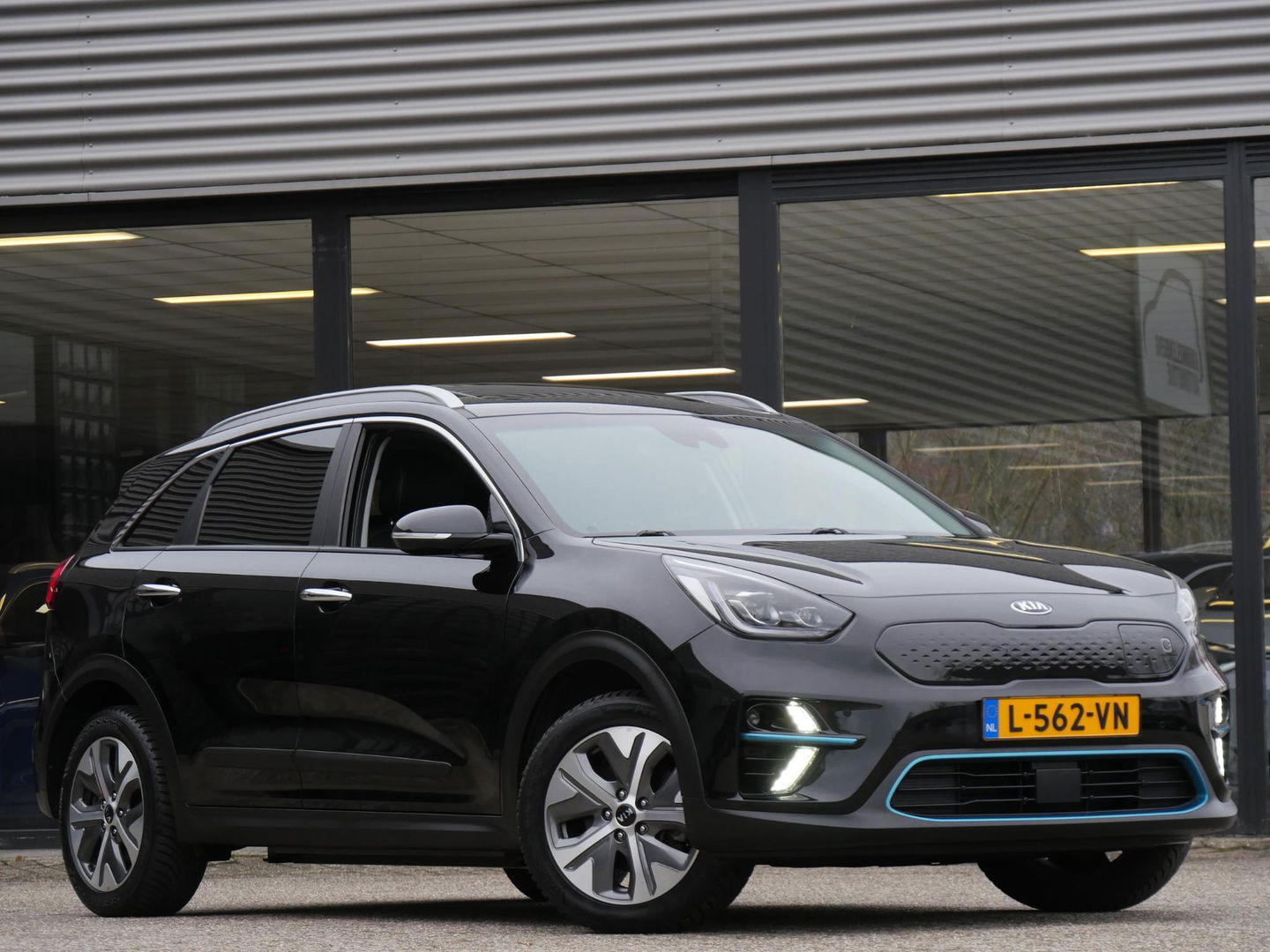 Kia e-Niro 64kWh 3-FASE/ SOH 100%/ EXECUTIVELINE/ SCHUIFDAK