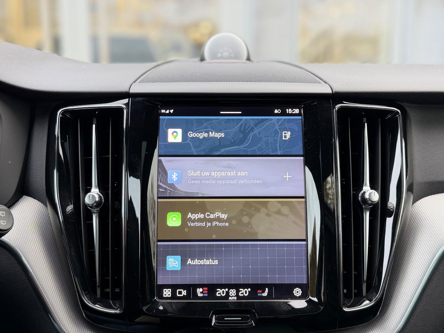 Volvo XC60 2.0 T8 Plug-in hybrid AWD R-Design |Facelift|Pano|Bowers & Wilkins|Stoel Ventilatie|Pilot Assist|Trekhaak