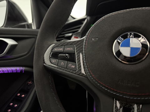 BMW 1-serie M135i xDrive M-Sport | Pano | HuD | Alcantara | Virtual | Sfeer | Stoelverw. | Carplay | Cruise