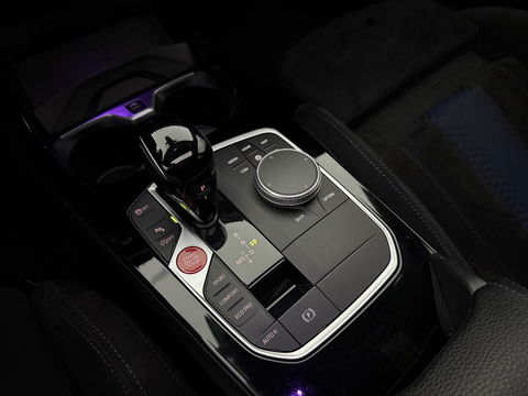 BMW 1-serie M135i xDrive M-Sport | Pano | HuD | Alcantara | Virtual | Sfeer | Stoelverw. | Carplay | Cruise