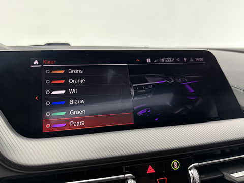 BMW 1-serie M135i xDrive M-Sport | Pano | HuD | Alcantara | Virtual | Sfeer | Stoelverw. | Carplay | Cruise