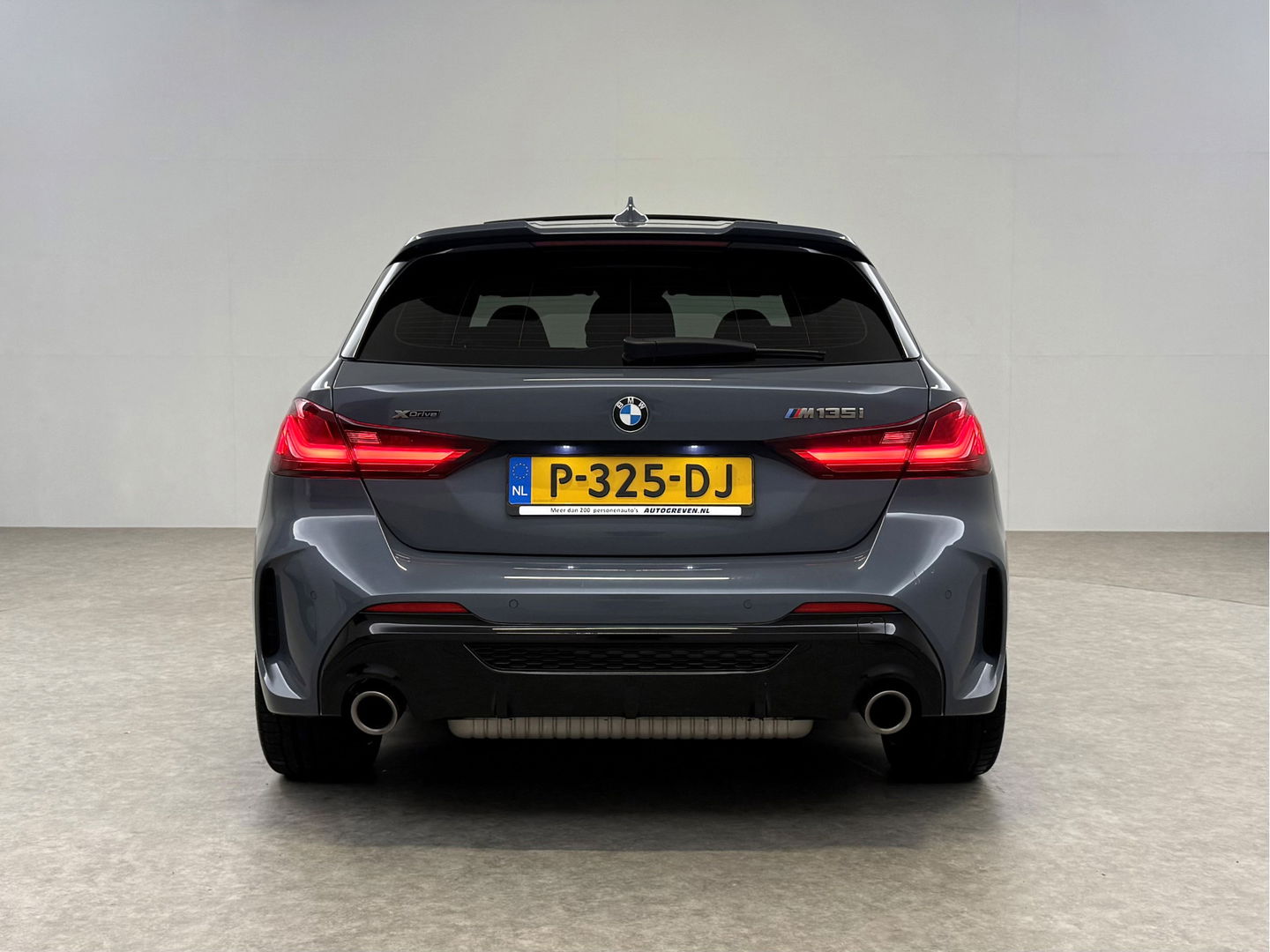 BMW 1-serie M135i xDrive M-Sport | Pano | HuD | Alcantara | Virtual | Sfeer | Stoelverw. | Carplay | Cruise