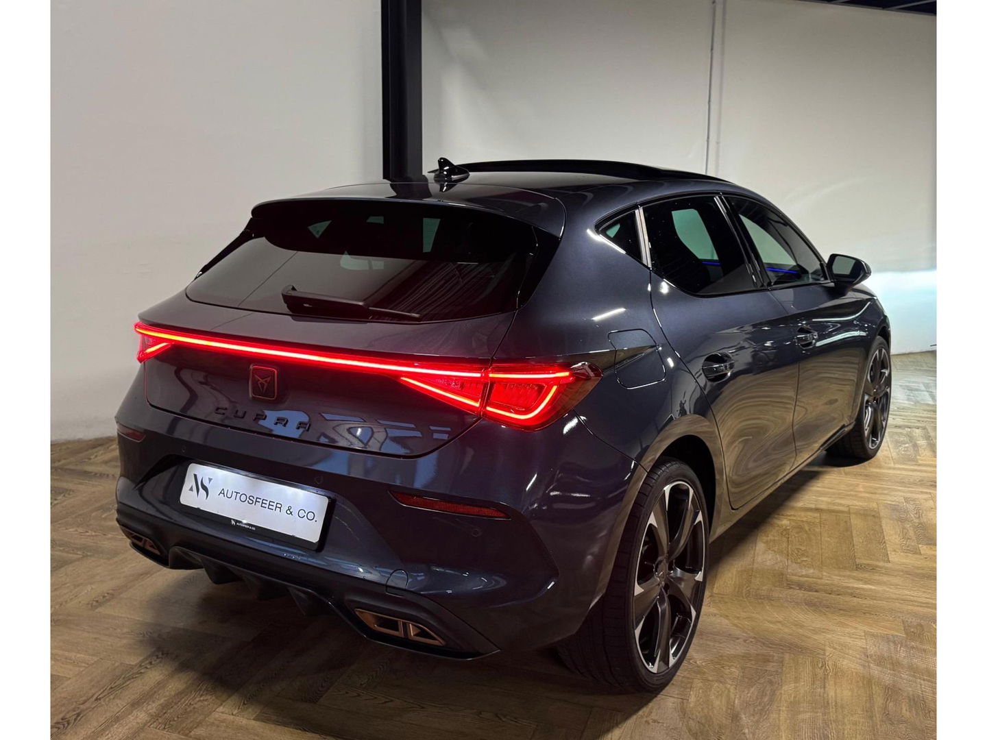 CUPRA Leon 1.4 e-Hybrid VZ Performance PANO ACC SFEER'