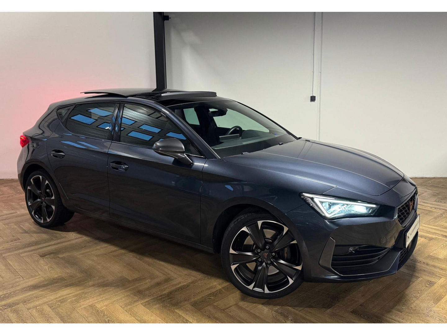 CUPRA Leon 1.4 e-Hybrid VZ Performance PANO ACC SFEER'