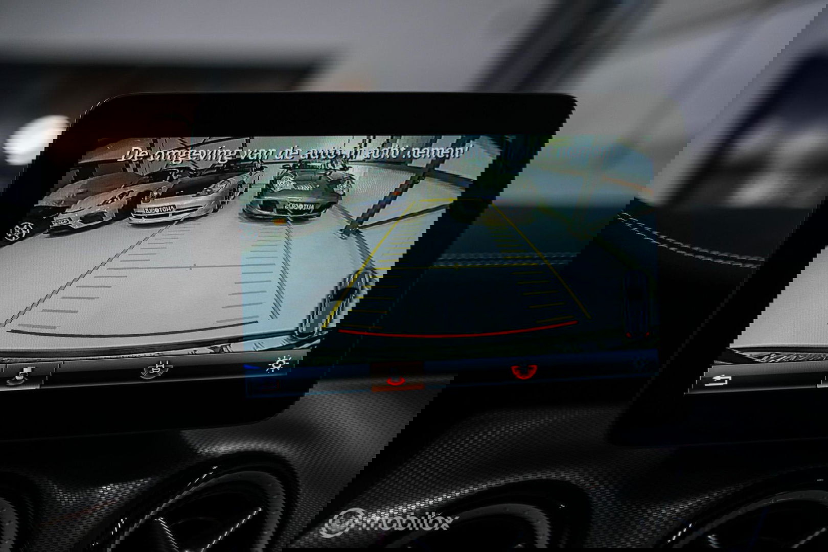 Mercedes-Benz GLA 250 4Matic Premium Plus AMG | Panorama | Adaptive cruise | Camera | All Seasons | Trekhaak | LED | Stoelverwarming | rijklaarpri