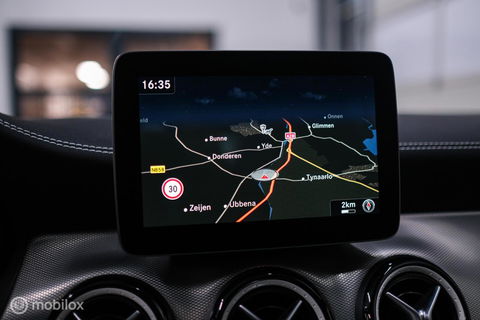 Mercedes-Benz GLA 250 4Matic Premium Plus AMG | Panorama | Adaptive cruise | Camera | All Seasons | Trekhaak | LED | Stoelverwarming | rijklaarpri