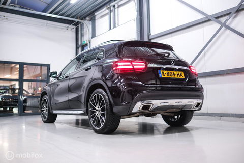 Mercedes-Benz GLA 250 4Matic Premium Plus AMG | Panorama | Adaptive cruise | Camera | All Seasons | Trekhaak | LED | Stoelverwarming | rijklaarpri