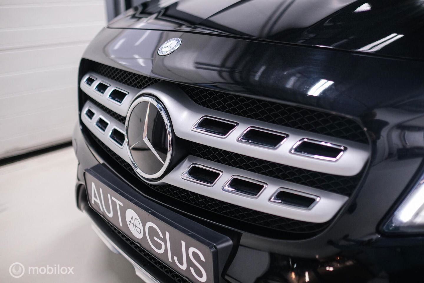 Mercedes-Benz GLA 250 4Matic Premium Plus AMG | Panorama | Adaptive cruise | Camera | All Seasons | Trekhaak | LED | Stoelverwarming | rijklaarpri