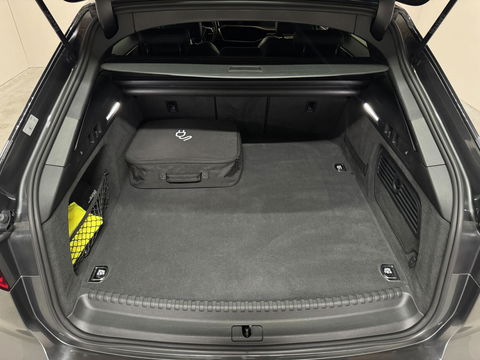 Audi A6 Avant 55 TFSI e Quattro Competition S-Line Edition Pano HUD Sfeer