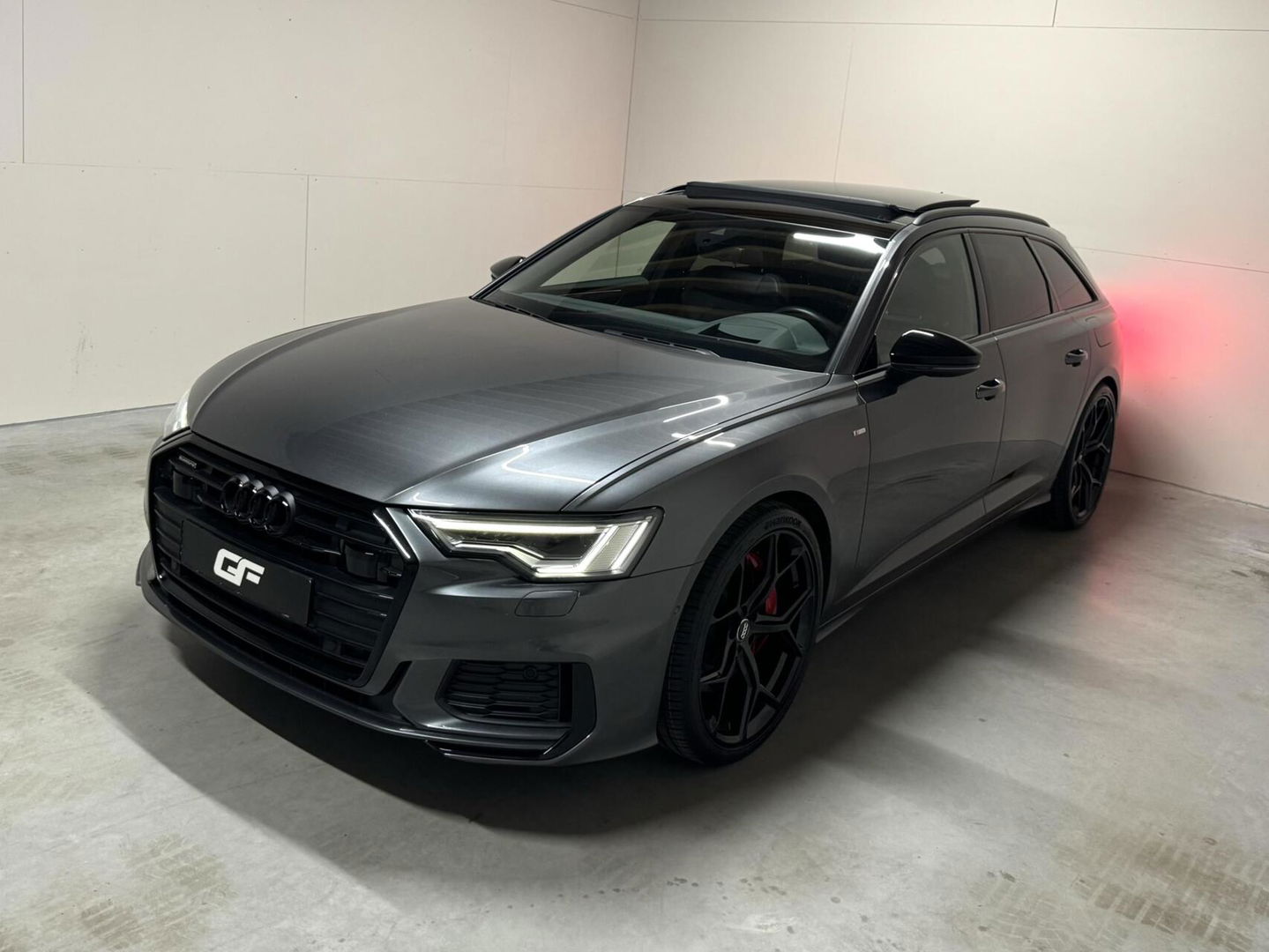 Audi A6 Avant 55 TFSI e Quattro Competition S-Line Edition Pano HUD Sfeer