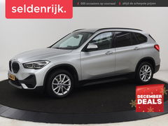 BMW X1 sDrive18i High Executive | Head-Up | Trekhaak | Leder | Stoelverwarming | Sportstoelen | Full LED | Park Assist | Climate control | Bluetooth | Navigatie | Cruise control
