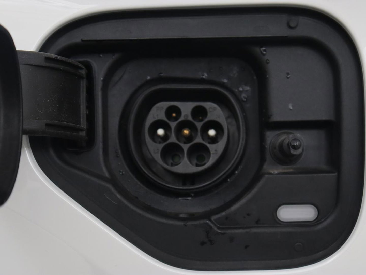 CUPRA Leon 1.4 eHybrid VZ | 245pk | Stoelverwarming | Carplay | Camera | Sfeerverlichting | Navigatie | Adaptive cruise | Keyless | Sportstoelen | 19'' | Full LED | Stuurverwarming | PHEV | Plug In