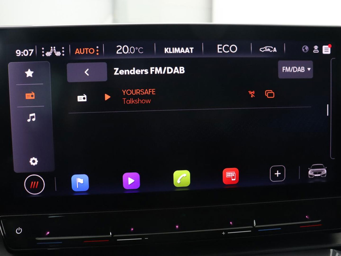 CUPRA Leon 1.4 eHybrid VZ | 245pk | Stoelverwarming | Carplay | Camera | Sfeerverlichting | Navigatie | Adaptive cruise | Keyless | Sportstoelen | 19'' | Full LED | Stuurverwarming | PHEV | Plug In