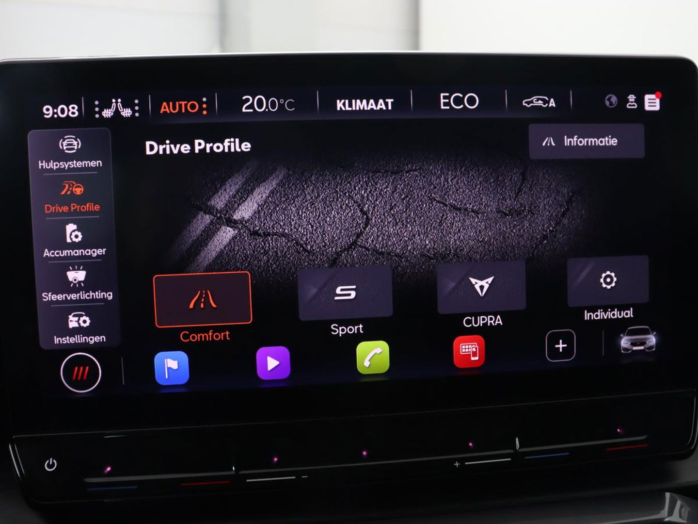 CUPRA Leon 1.4 eHybrid VZ | 245pk | Stoelverwarming | Carplay | Camera | Sfeerverlichting | Navigatie | Adaptive cruise | Keyless | Sportstoelen | 19'' | Full LED | Stuurverwarming | PHEV | Plug In