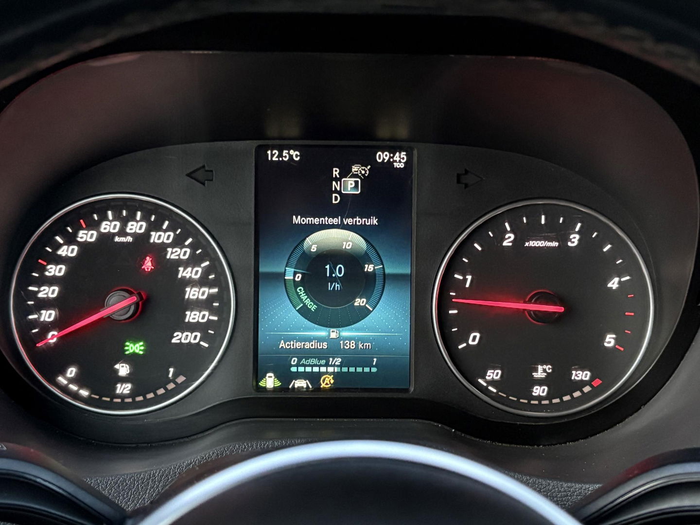 Mercedes-Benz Sprinter 519 3.0 CDI V6 L2H2 EURO 6 | DUBBELLUCHT | LED | ADAPTIVE CRUISE | 3500KG TREKKEN | DISTRONIC