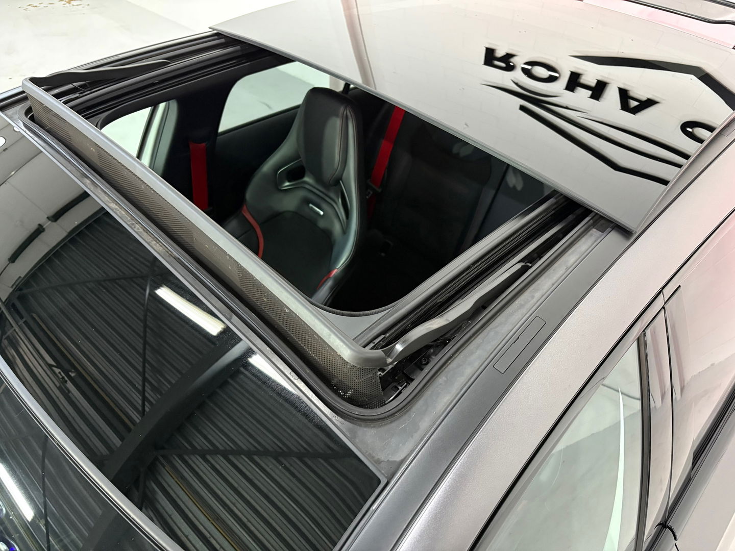 Mercedes-Benz A-Klasse AMG 35 4MATIC Premium Plus Pano Burmester