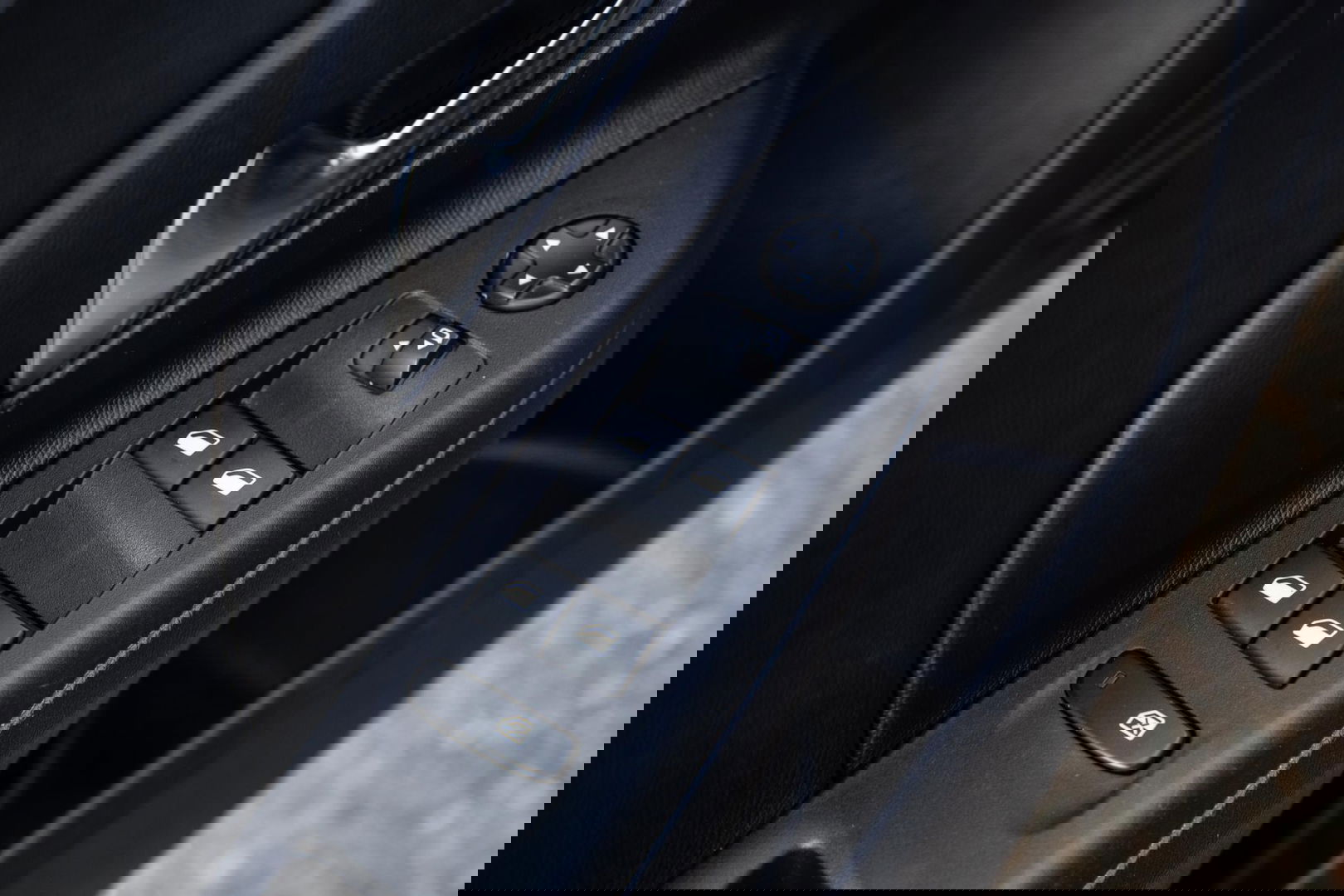 Opel Corsa 1.2 Turbo GS BLACK LINE / APPLE CARPLAY / AUTOMAAT / 360 CAMERA / STOELVERWARMING