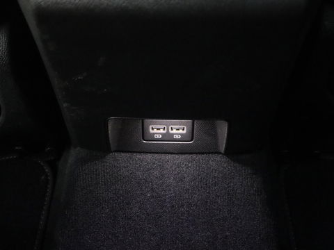 Peugeot 508 1.6 HYbrid 225 Allure | Stoelverwarming | Trekhaak | Adaptive cruise | Camera | Carplay | Half leder | Keyless | Full LED | Climate control | Sfeerverlichting | PHEV | Plug In