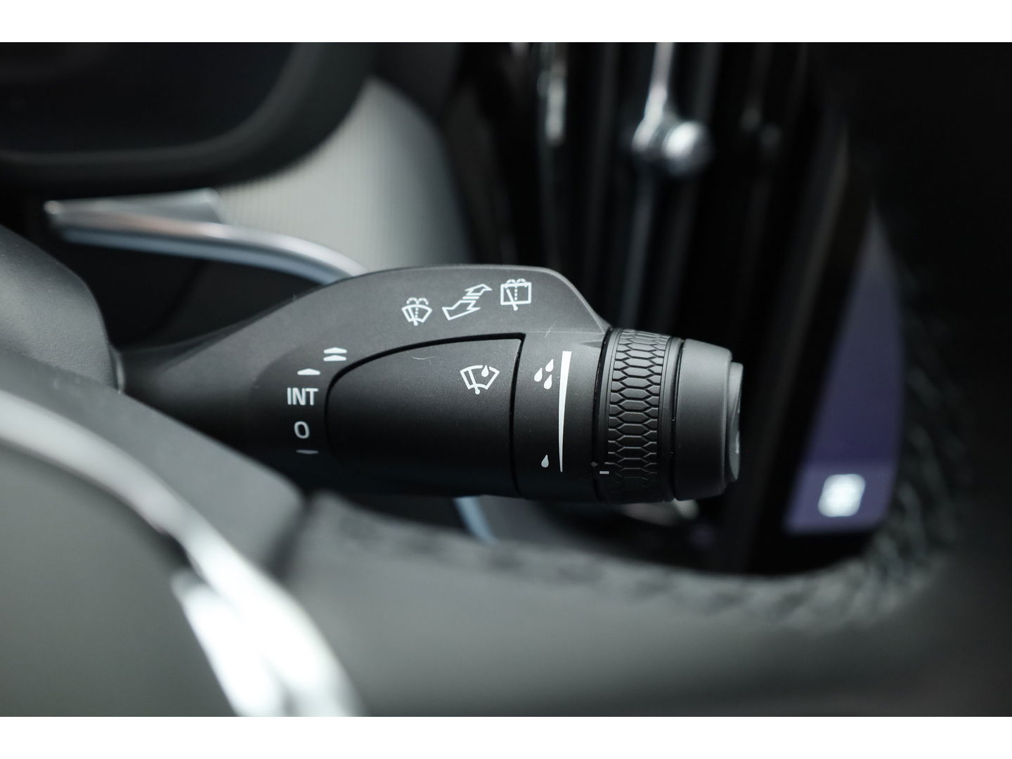 Volvo XC60 T6 Plug-in hybrid Plus Black Edition | Pano | Harman Kardon | Memory Seats | 360cam | Blis | Pilot Assist | 21''