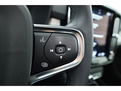 Volvo XC40 T4 Recharge Inscription Expression | Pano | Camera | Stoel- Stuurverw. | Memory seat | Navi | Apple CarPlay