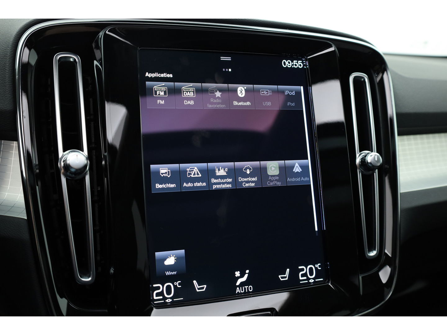 Volvo XC40 T4 Recharge Inscription Expression | Pano | Camera | Stoel- Stuurverw. | Memory seat | Navi | Apple CarPlay