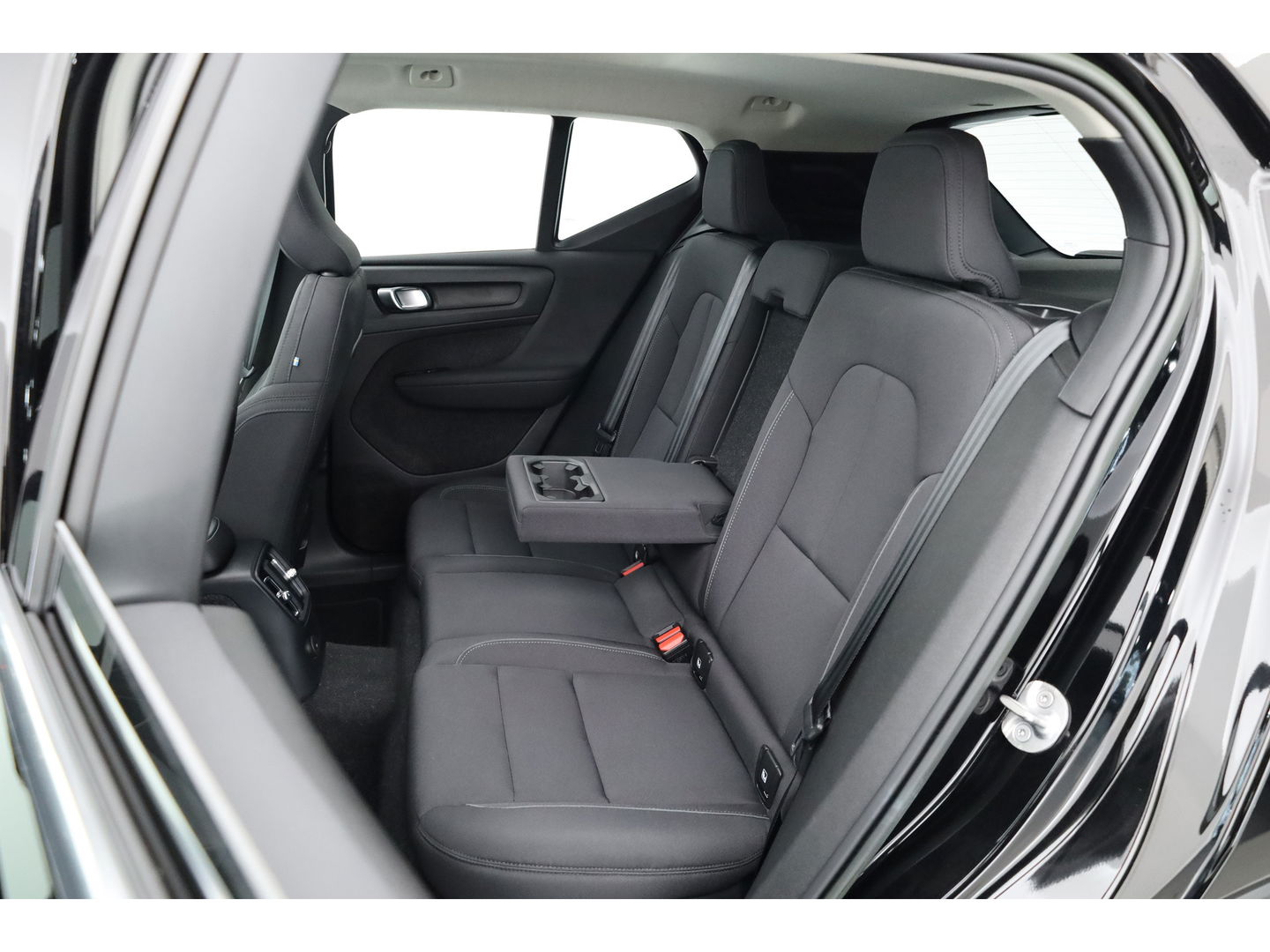 Volvo XC40 T4 Recharge Inscription Expression | Pano | Camera | Stoel- Stuurverw. | Memory seat | Navi | Apple CarPlay