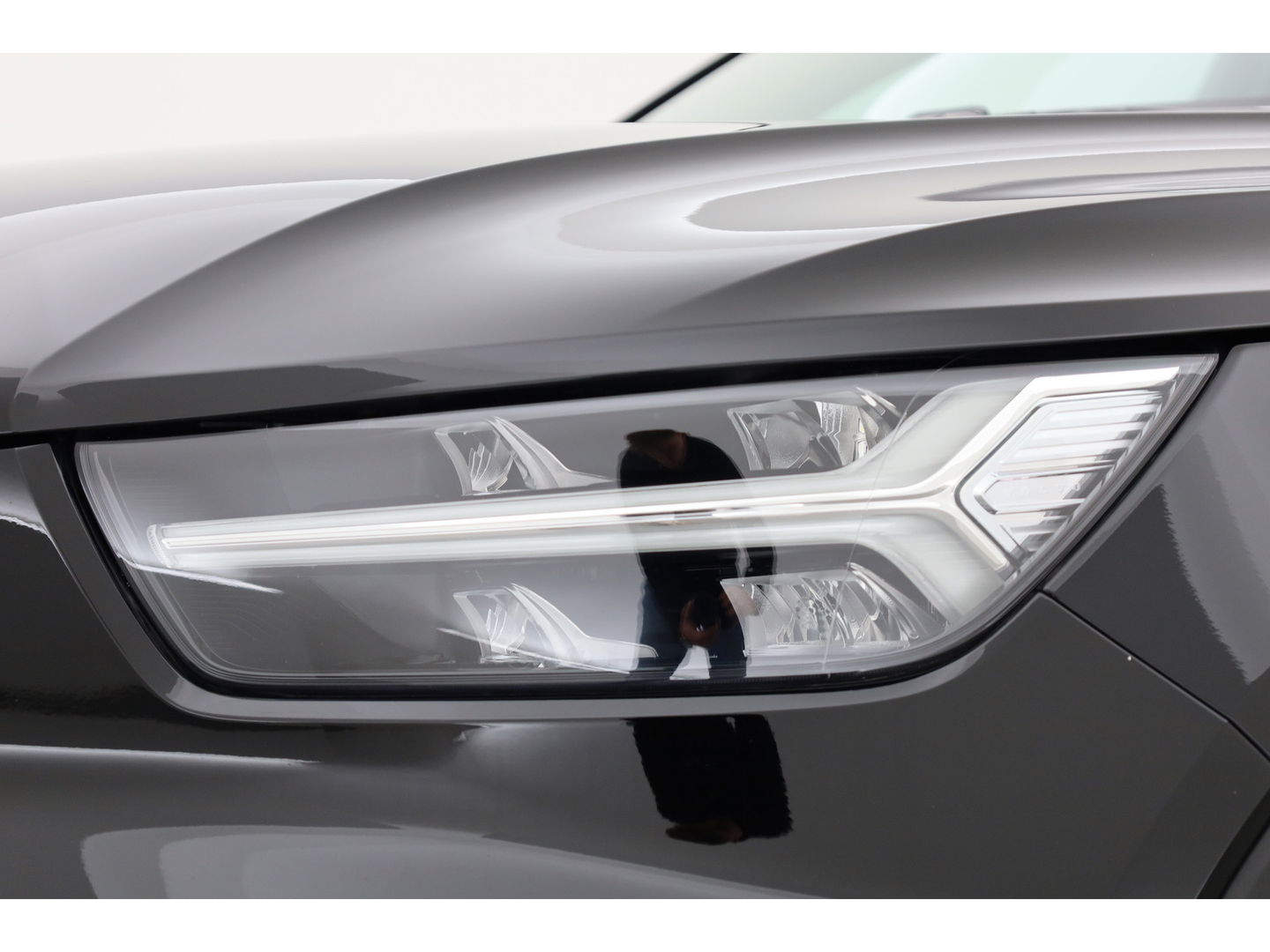Volvo XC40 T4 Recharge Inscription Expression | Pano | Camera | Stoel- Stuurverw. | Memory seat | Navi | Apple CarPlay