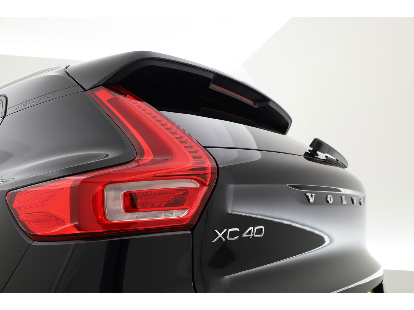 Volvo XC40 T4 Recharge Inscription Expression | Pano | Camera | Stoel- Stuurverw. | Memory seat | Navi | Apple CarPlay