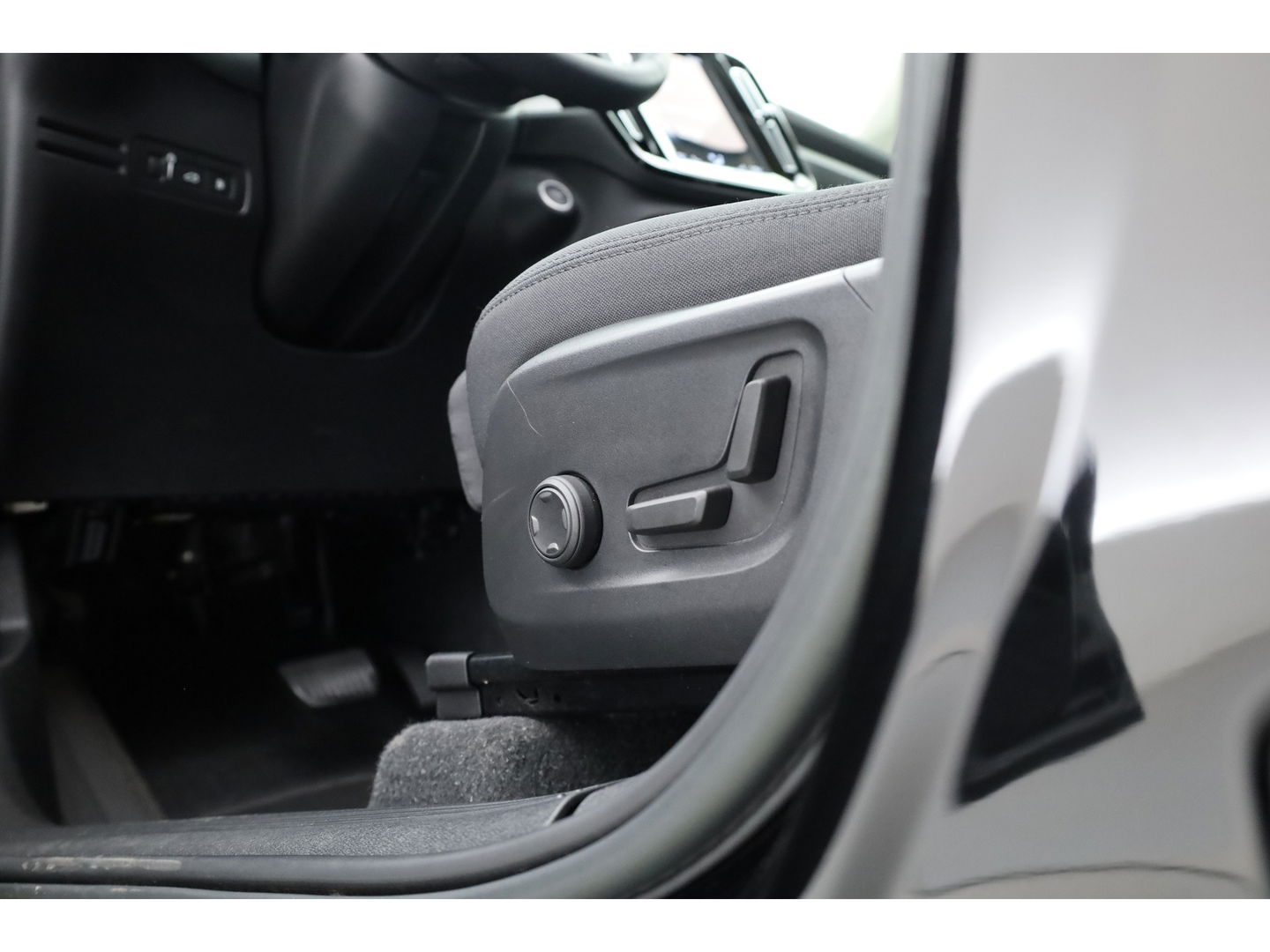 Volvo XC40 T4 Recharge Inscription Expression | Pano | Camera | Stoel- Stuurverw. | Memory seat | Navi | Apple CarPlay