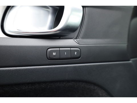 Volvo XC40 T4 Recharge Inscription Expression | Pano | Camera | Stoel- Stuurverw. | Memory seat | Navi | Apple CarPlay
