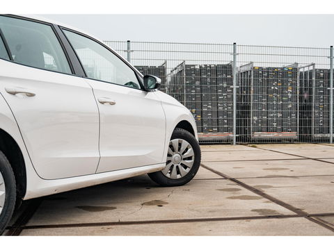 Škoda Fabia 1.0 TSI Ambition | AIRCO | CRUISE | PDC | FULL LED | ALL SEASON BANDEN