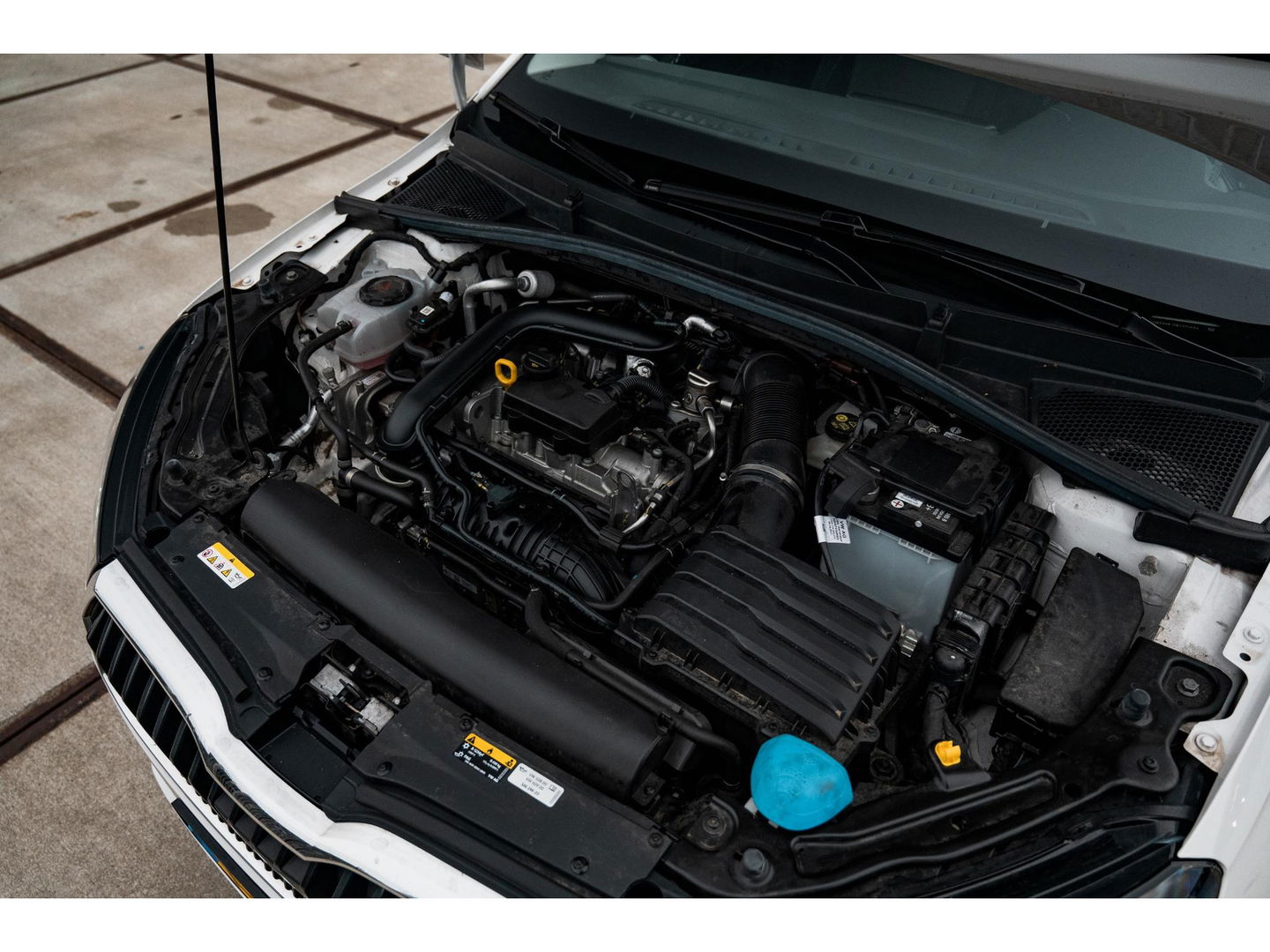 Škoda Fabia 1.0 TSI Ambition | AIRCO | CRUISE | PDC | FULL LED | ALL SEASON BANDEN