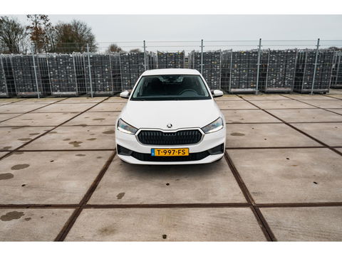 Škoda Fabia 1.0 TSI Ambition | AIRCO | CRUISE | PDC | FULL LED | ALL SEASON BANDEN