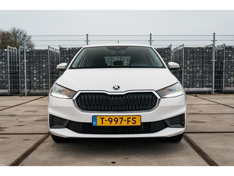 Škoda Fabia 1.0 TSI Ambition | AIRCO | CRUISE | PDC | FULL LED | ALL SEASON BANDEN