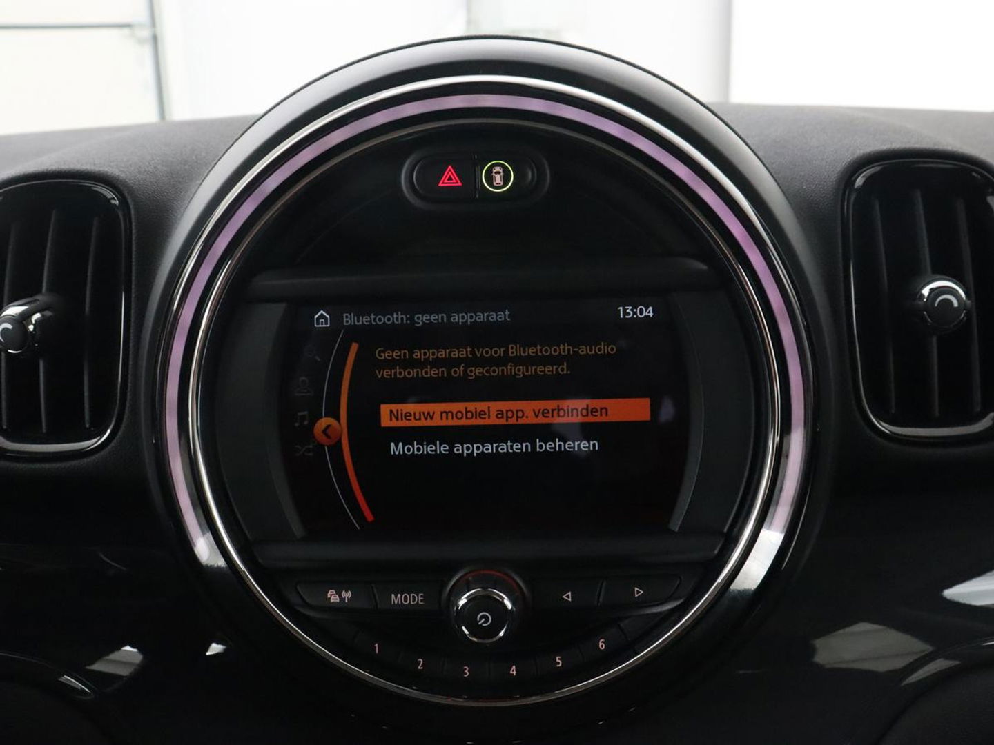 MINI Countryman 1.5 Cooper Chili | Automaat | Full LED | Navigatie | Parkeerhulp | Climate control | 17'' | Bluetooth | Cruise control