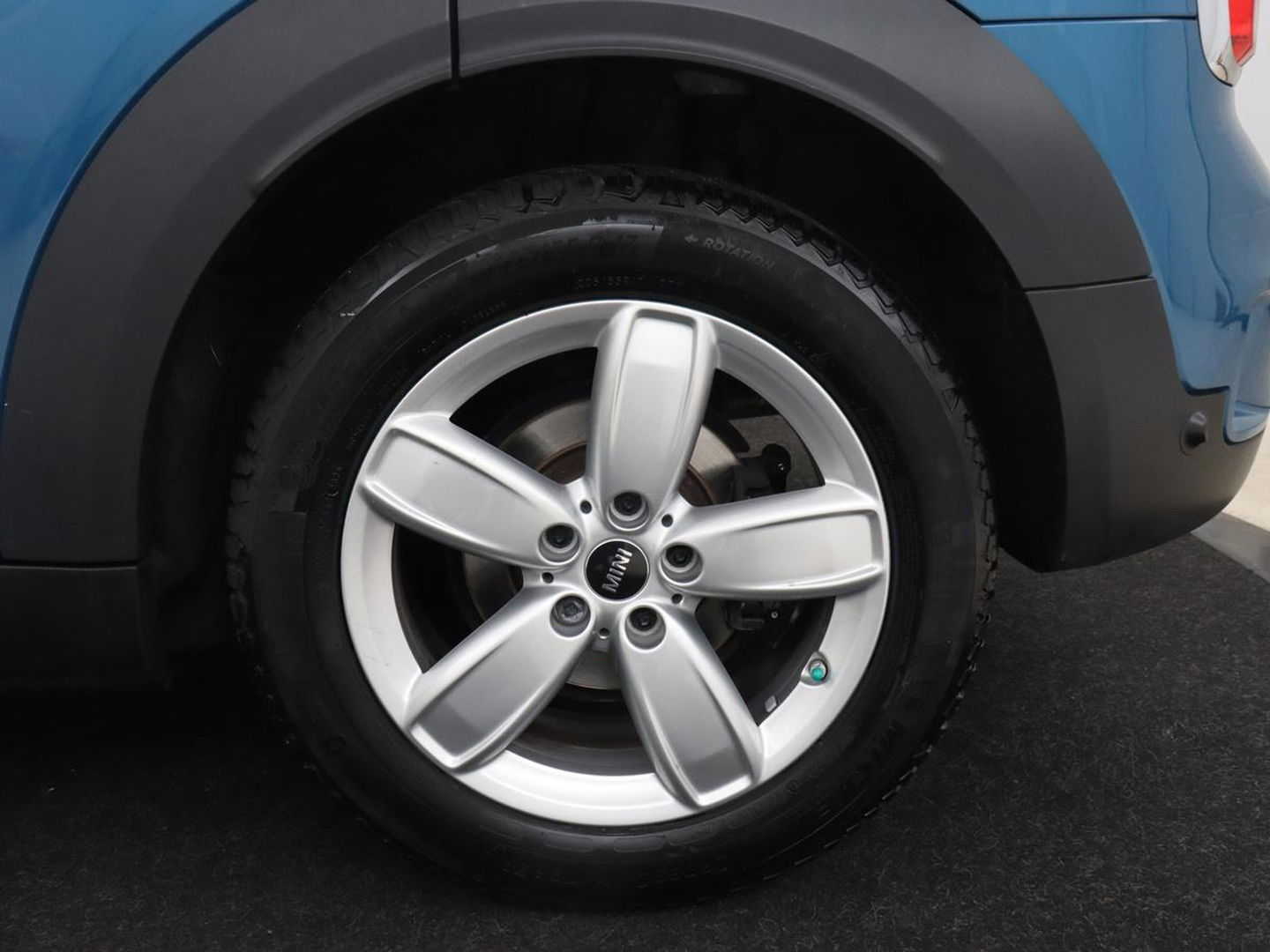 MINI Countryman 1.5 Cooper Chili | Automaat | Full LED | Navigatie | Parkeerhulp | Climate control | 17'' | Bluetooth | Cruise control