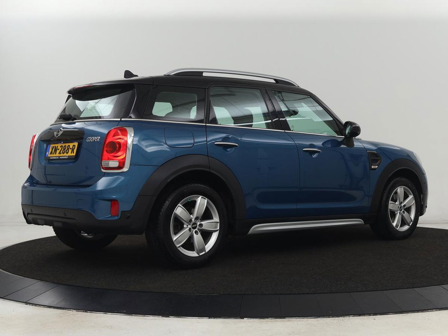 MINI Countryman 1.5 Cooper Chili | Automaat | Full LED | Navigatie | Parkeerhulp | Climate control | 17'' | Bluetooth | Cruise control