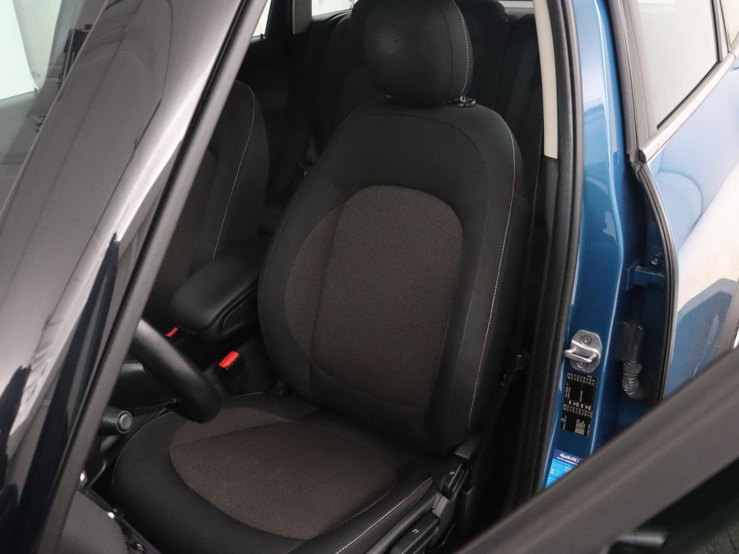 MINI Countryman 1.5 Cooper Chili | Automaat | Full LED | Navigatie | Parkeerhulp | Climate control | 17'' | Bluetooth | Cruise control